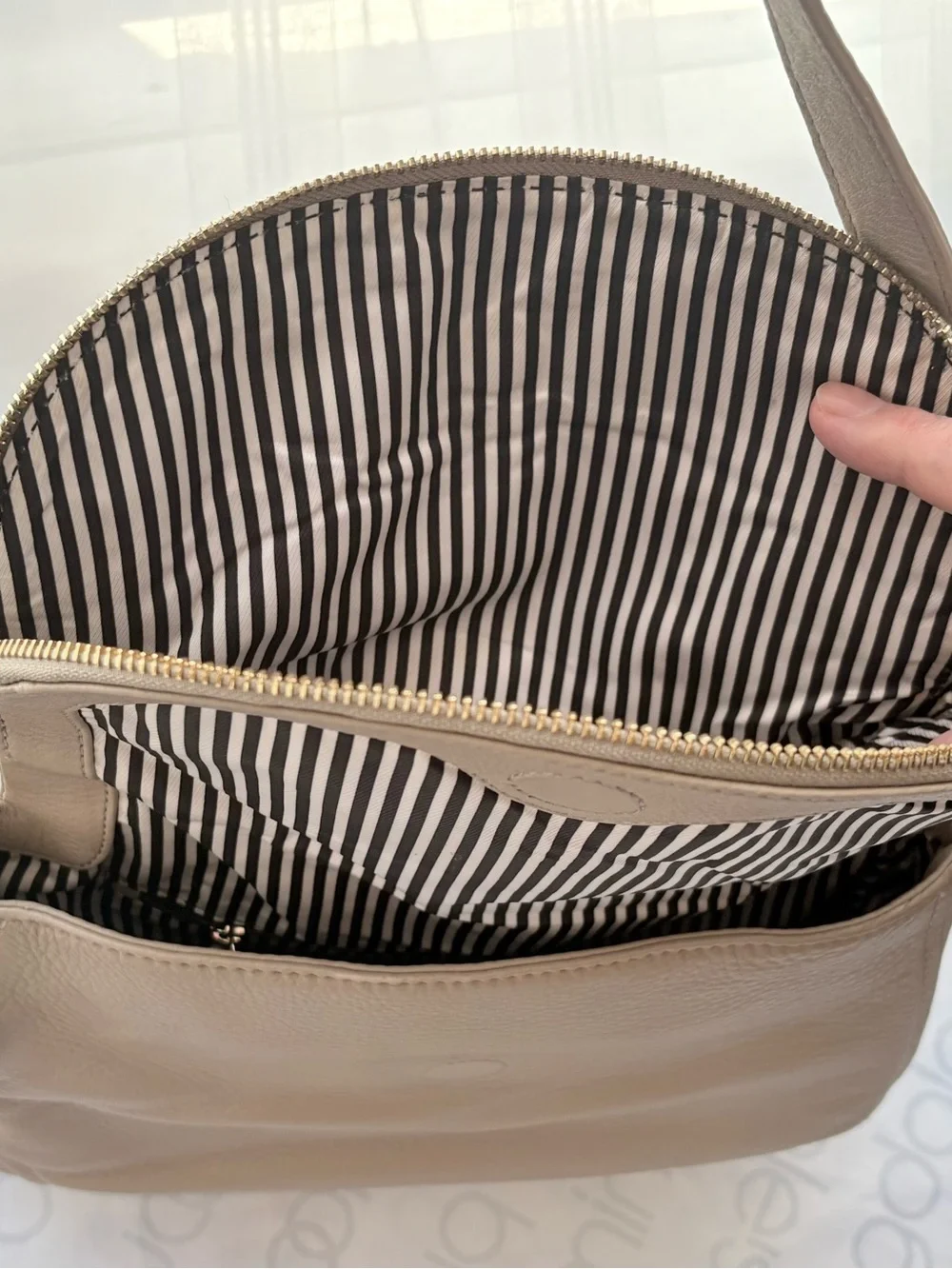 NWT Kate Spade Cobble Hill Penny Leather Shoulder Bag Oyster Gray PXRU2736